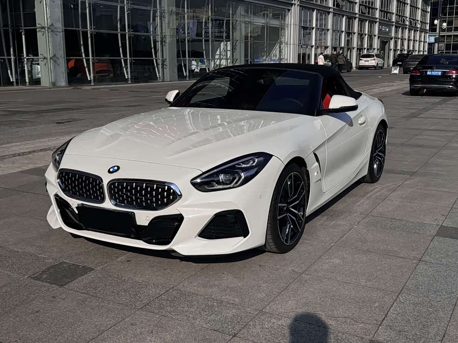BMW Z4 2022 car image #2
