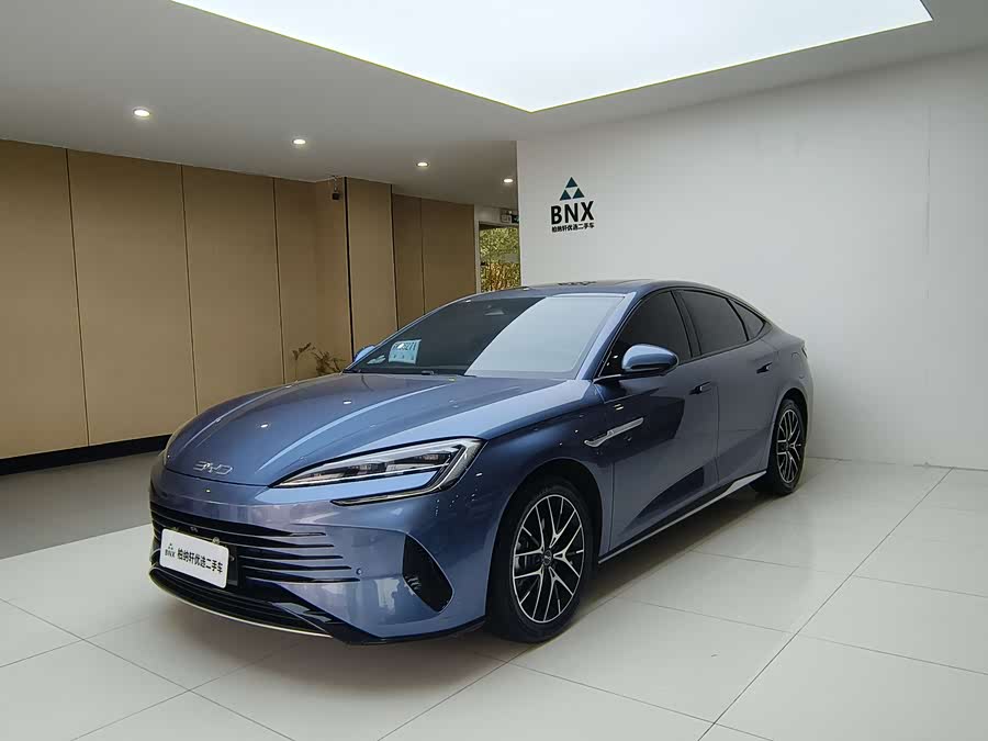 BYD Seal 07 DM-i 2025 car image #2