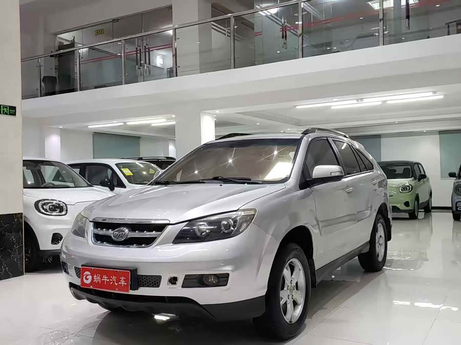 BYD S6 2014 car image #2