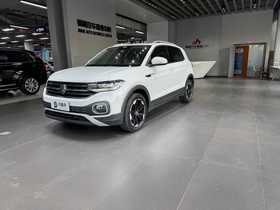 Volkswagen Tacqua 2022 car image #2