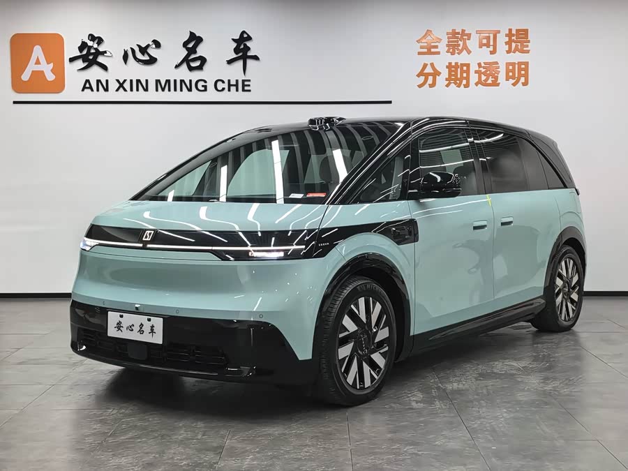 极氪 极氪MIX 2024 汽车图片 #2