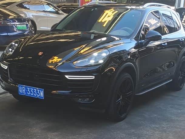 保时捷 Cayenne 2015 汽车图片 #2