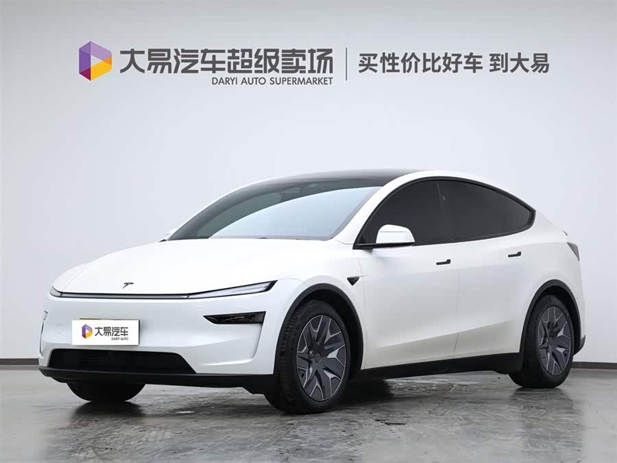 Tesla Model Y L 2025 immagine di auto #2