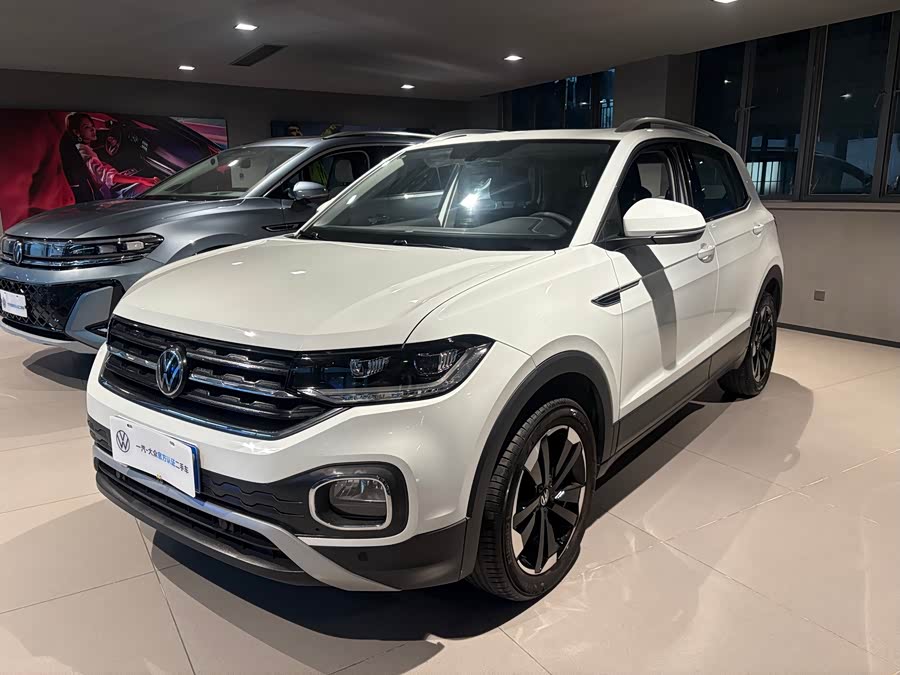 Volkswagen Tacqua 2022 car image #2