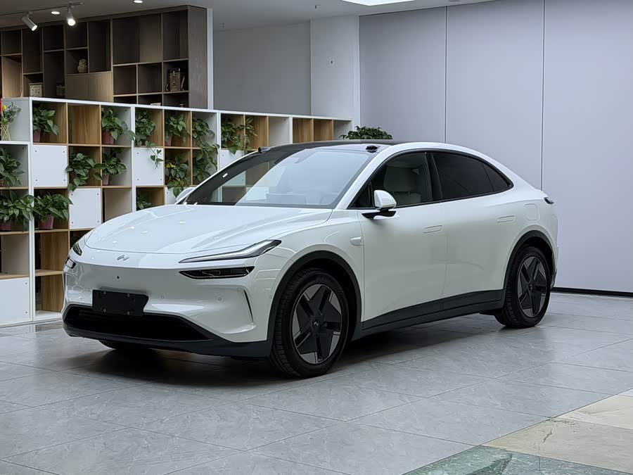 2024 car image #2