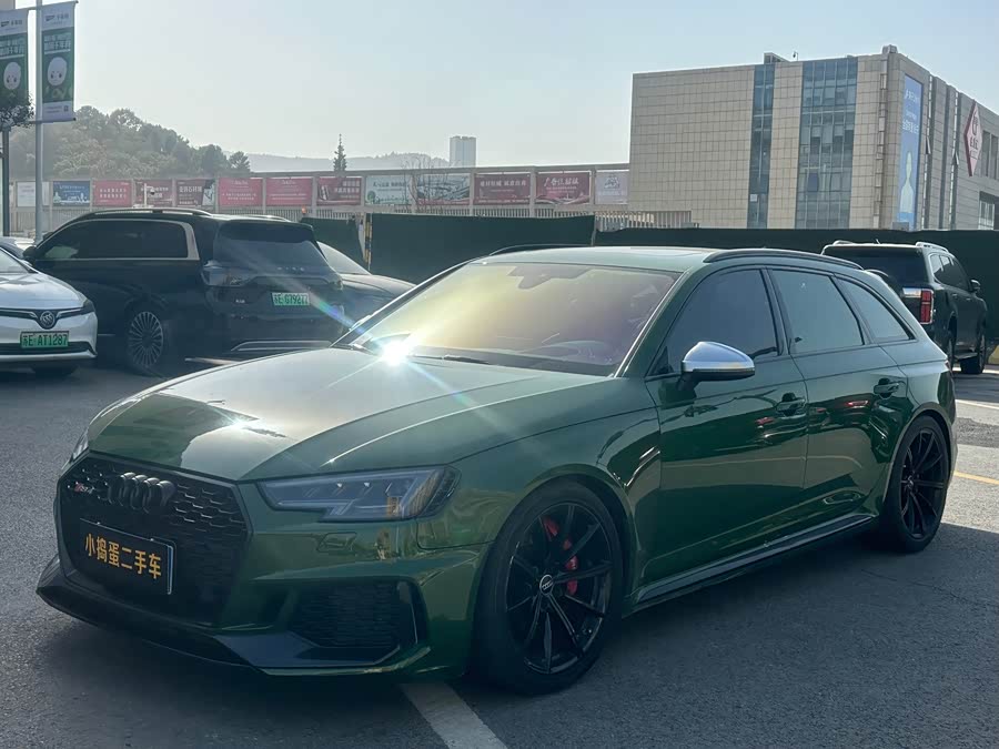 Audi RS 4 2019 car image #2