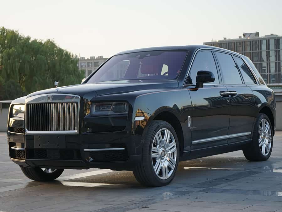 劳斯莱斯 库里南 2025 汽车图片 #2