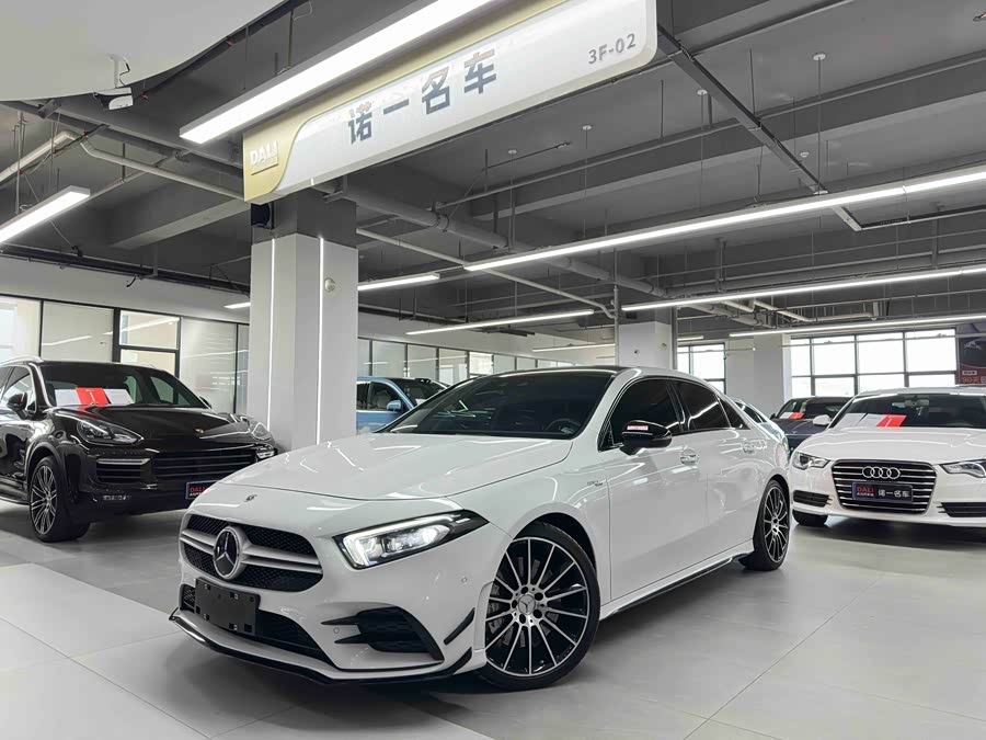 Mercedes-Benz 2021 car image #2