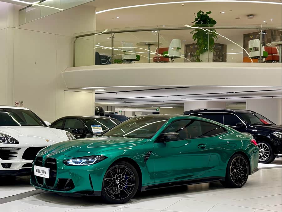 BMW M4 2023 car image #2