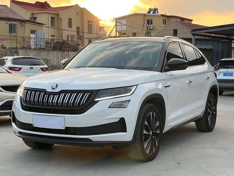 Skoda Kodiaq GT 2022 #2 Skoda Kodiaq GT 2022 car image #2