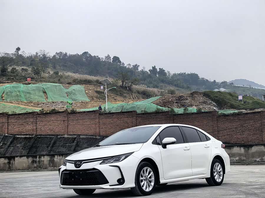 Toyota Corolla 2022 car image #2