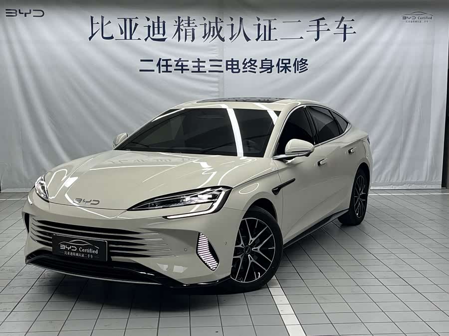 BYD Seal 07 DM-i 2025 car image #2