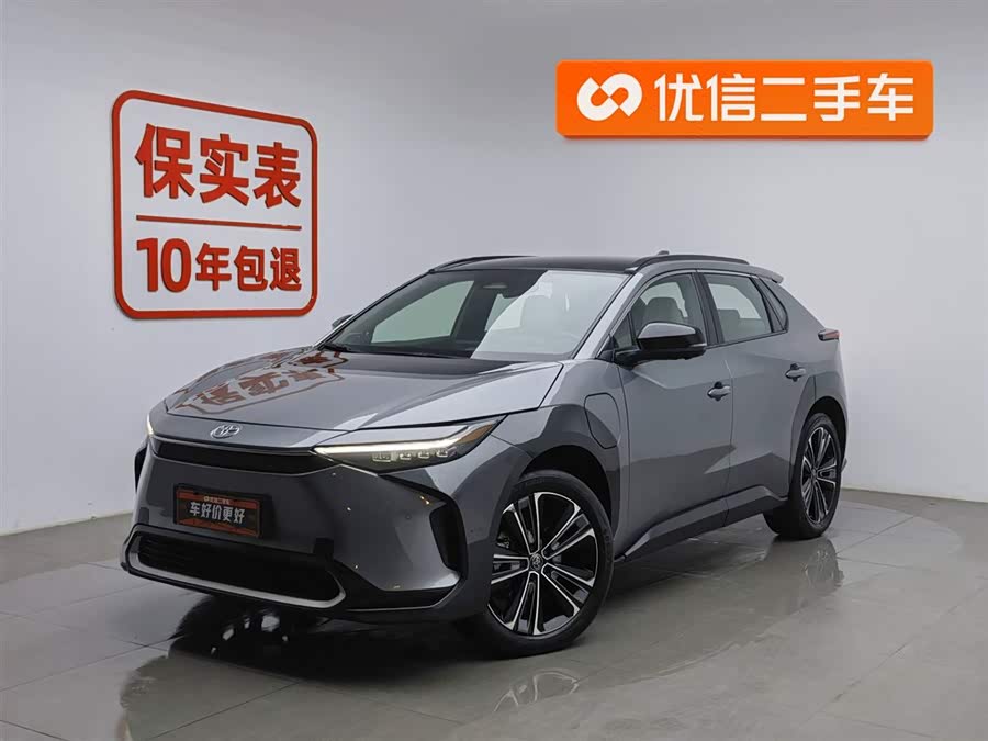 Toyota bZ4X 2022 immagine di auto #2