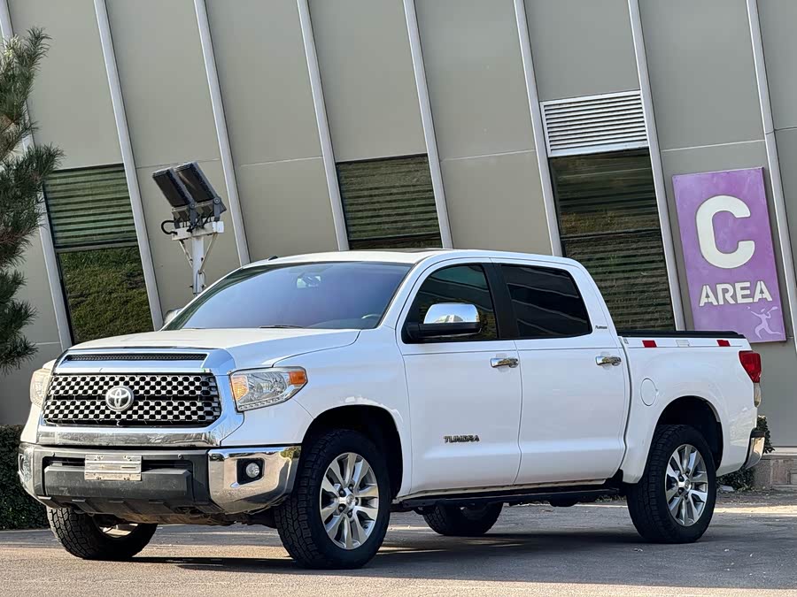 Toyota Tundra 2014 immagine di auto #2