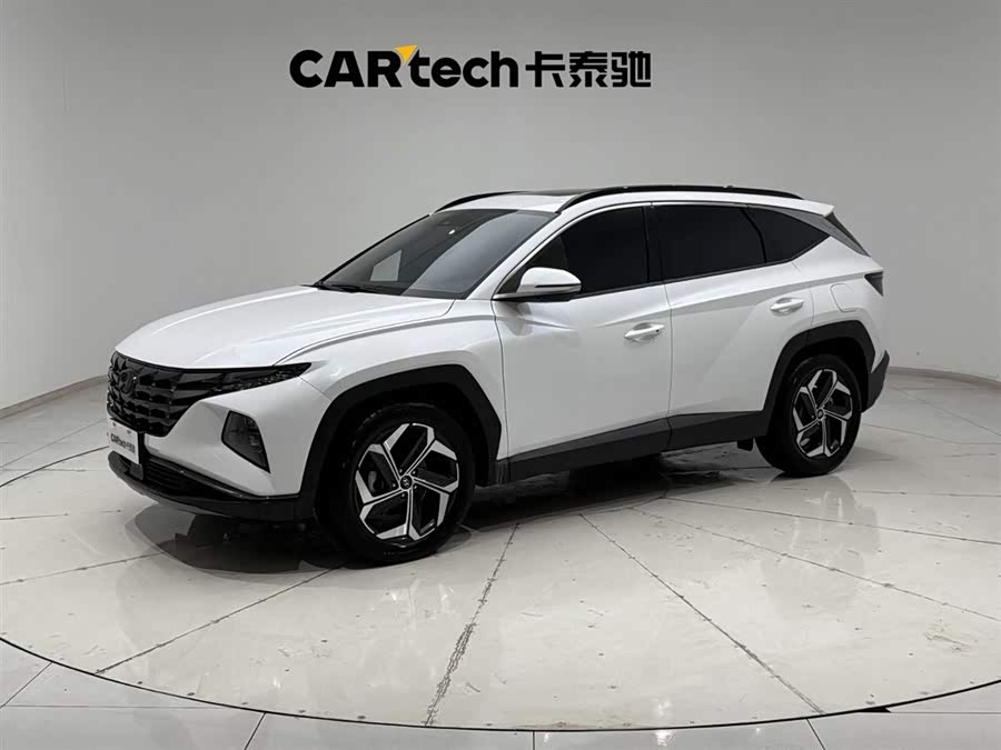 Hyundai Tucson 2024 car image #2