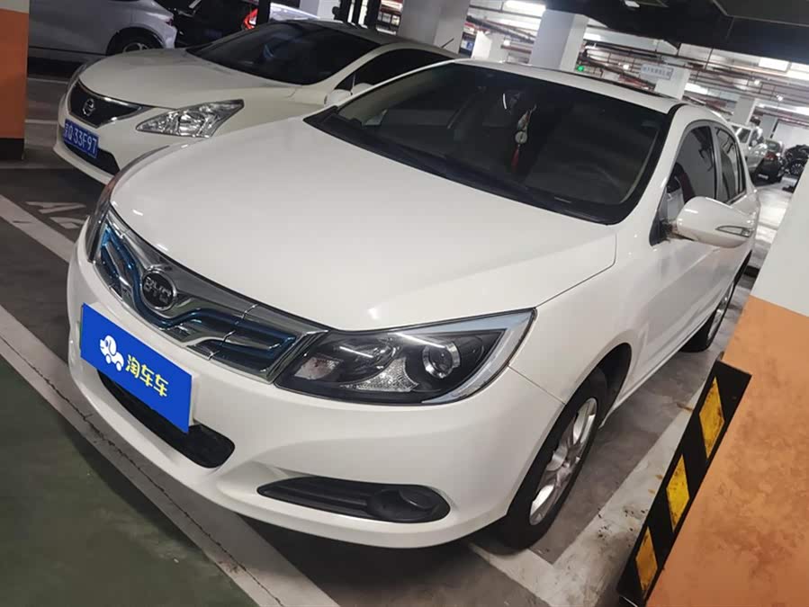 BYD e5 2016 #2 BYD e5 2016 car image #2