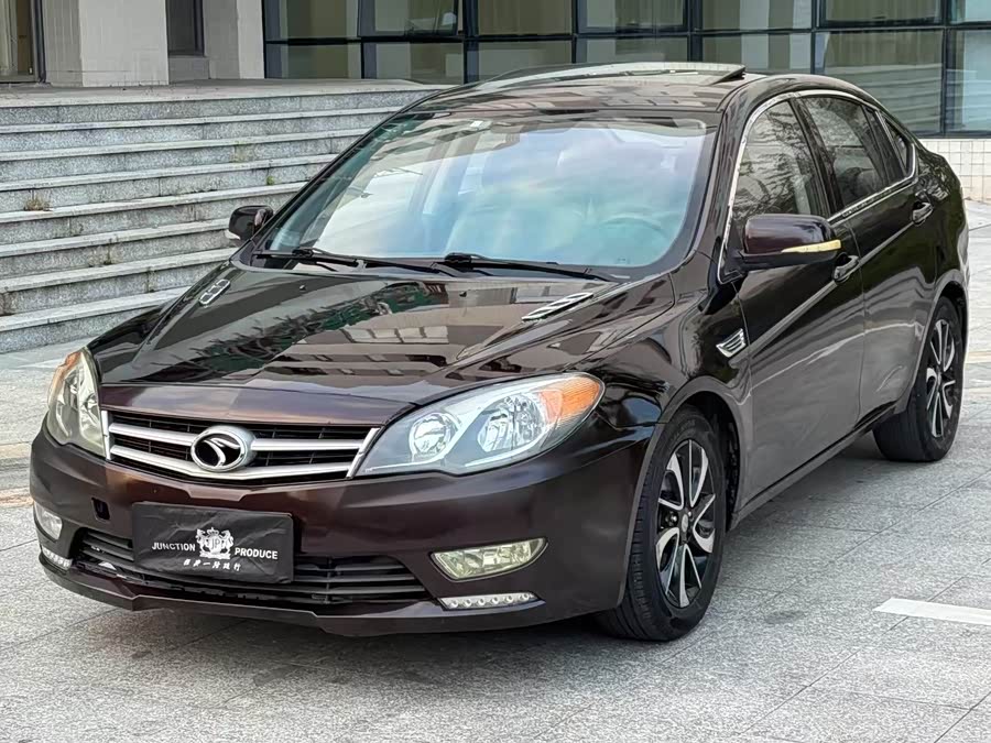 Soueast V5 Lingzhi 2014 car image #2