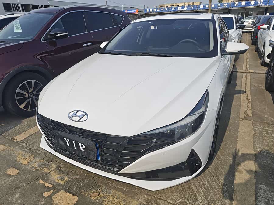 Hyundai Elantra 2021 car image #2