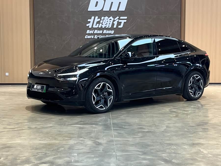 2025 car image #2