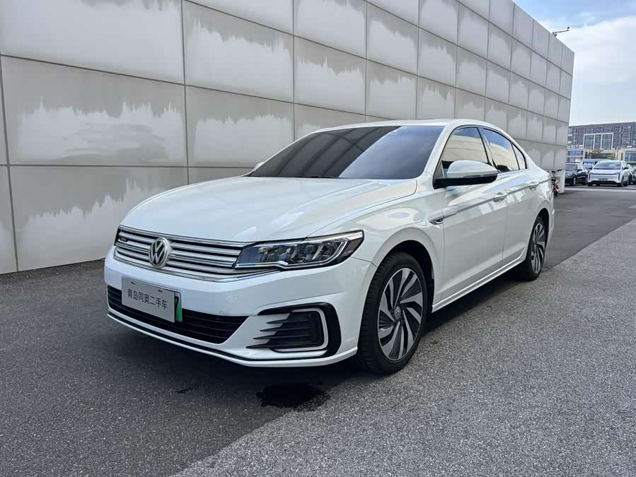 Volkswagen Bora Pure Electric 2019 صورة سيارة #2