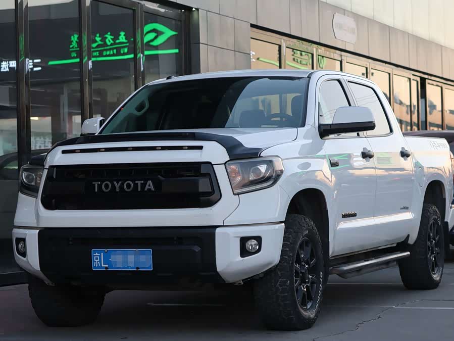 Toyota Tundra 2016 immagine di auto #2