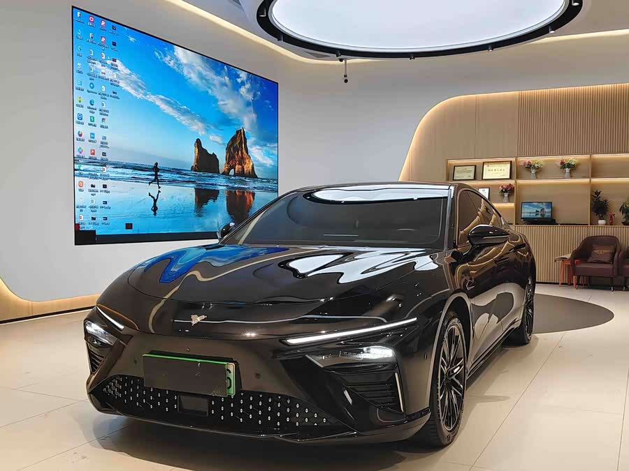 哪吒汽车 哪吒S 2023 汽车图片 #2