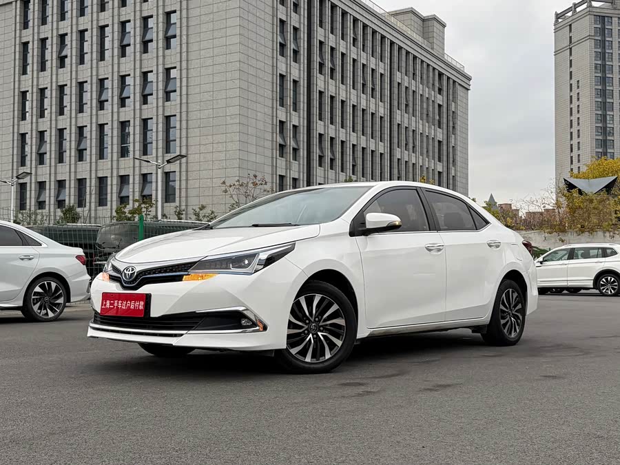 Toyota Corolla Hybird E+ 2020 immagine di auto #2