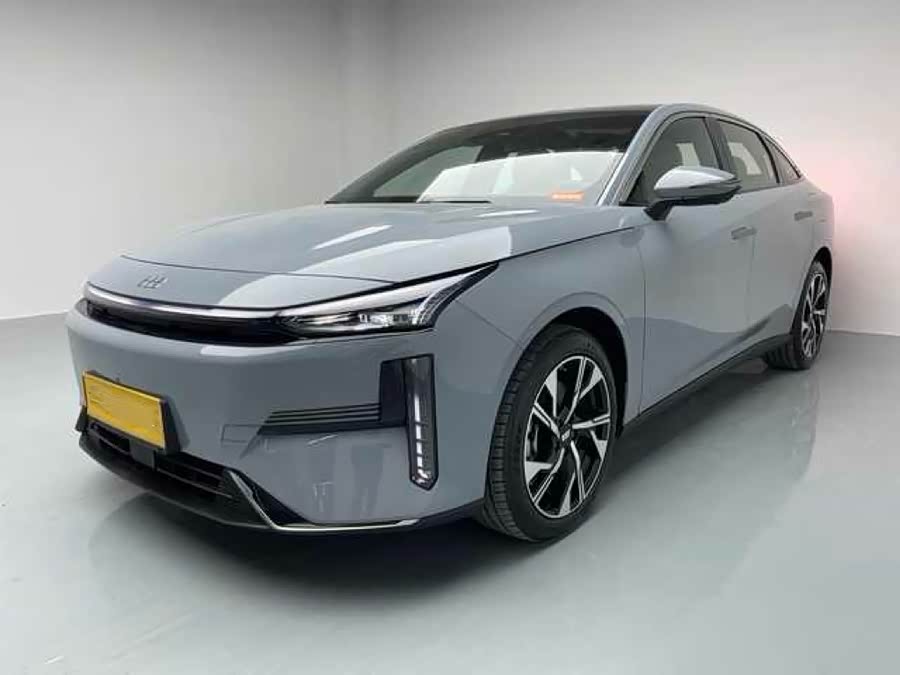 GEELY 2025 car image #2