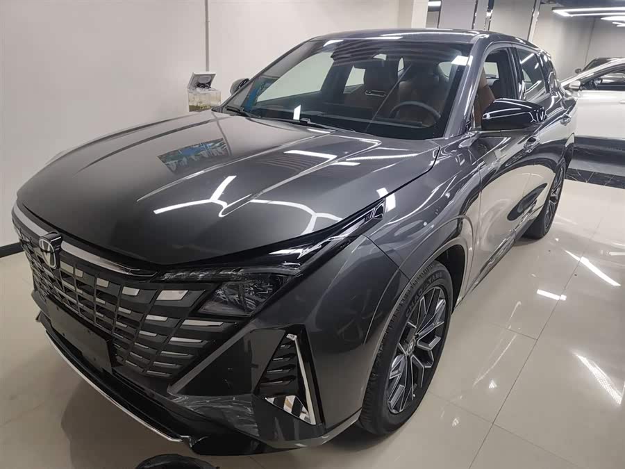 Changan UNI-Z 2025 car image #2