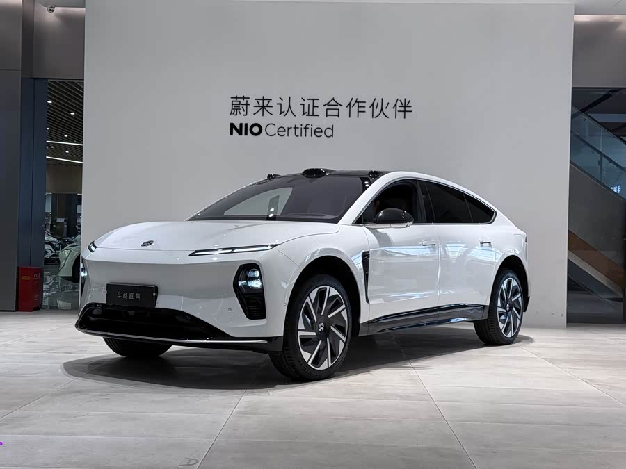 NIO ET9 2025 car image #2