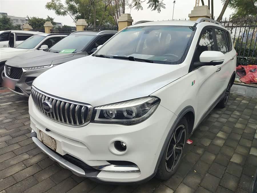 SWM X7 2017 #2 SWM X7 2017 immagine di auto #2