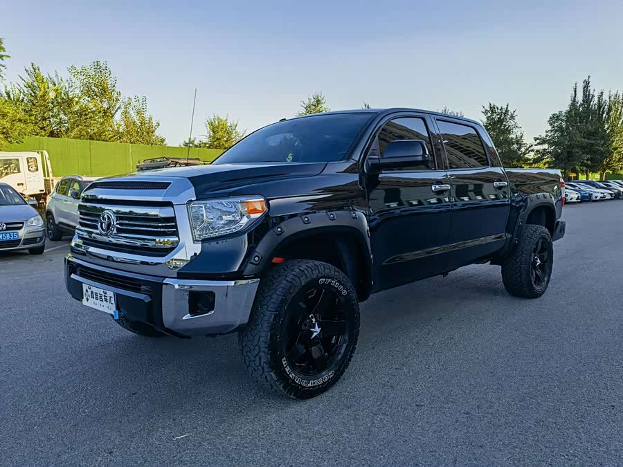 Toyota Tundra 2015 immagine di auto #2