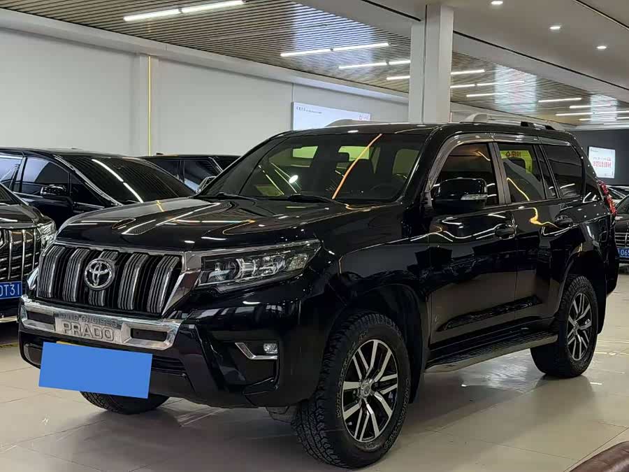 Toyota 2019 #2 Toyota 2019 car image #2
