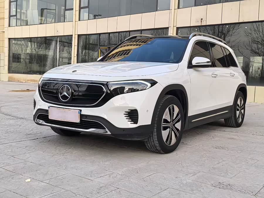 Mercedes-Benz EQB Class 2023 immagine di auto #2