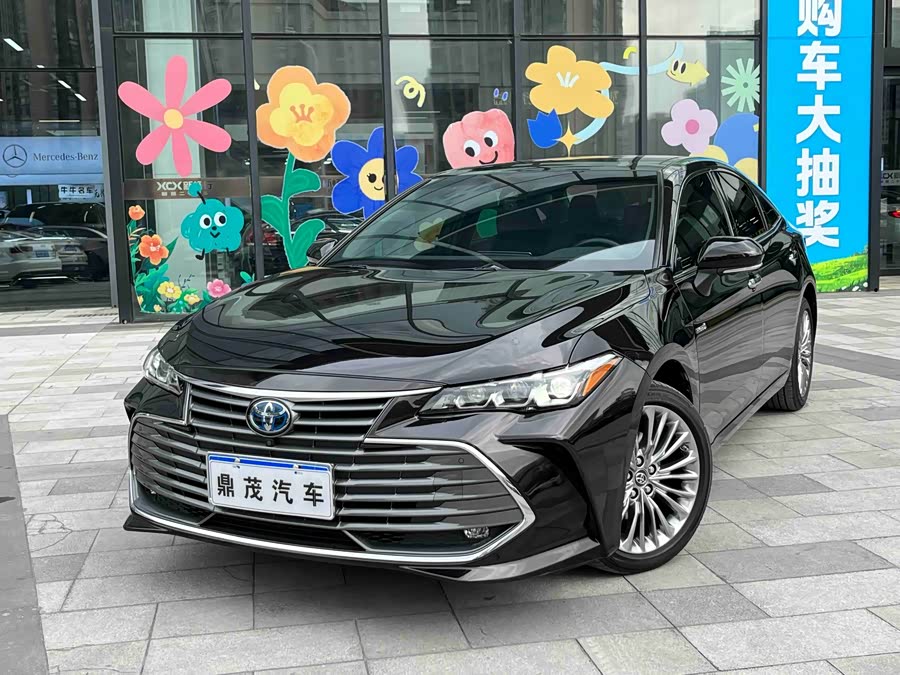 Toyota Avalon 2020 car image #2