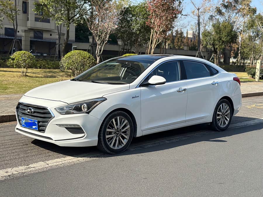 Hyundai Mistra 2018 #2 Hyundai Mistra 2018 car image #2