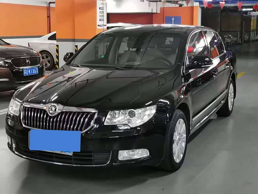 Skoda Superb 2012 immagine di auto #2