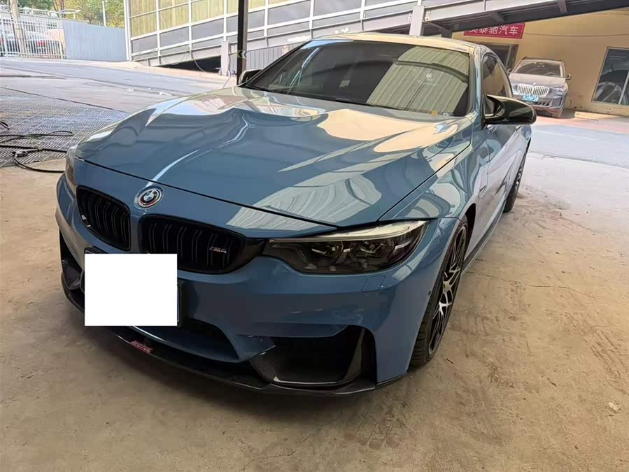BMW M4 2017 car image #2