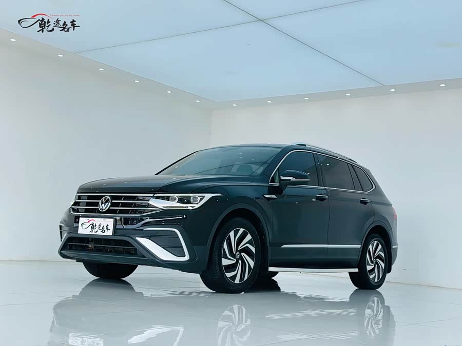 Volkswagen Tiguan L 2021 car image #2