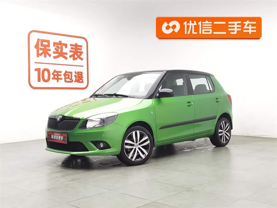 Skoda Fabia 2014 изображение автомобиля #2