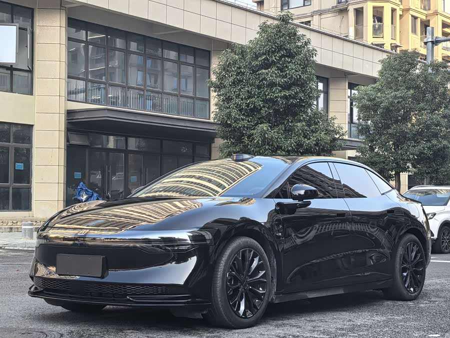 极氪 极氪007 2024 汽车图片 #2