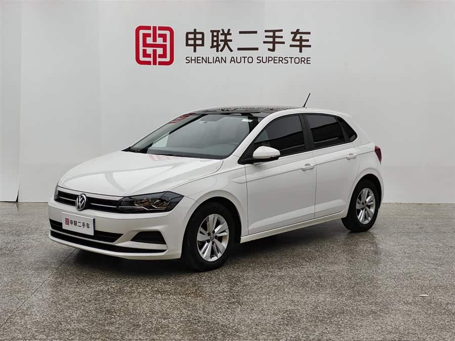 Volkswagen Polo 2020 car image #2