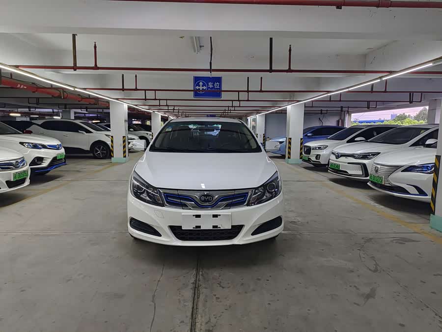 BYD e5 2019 car image #2