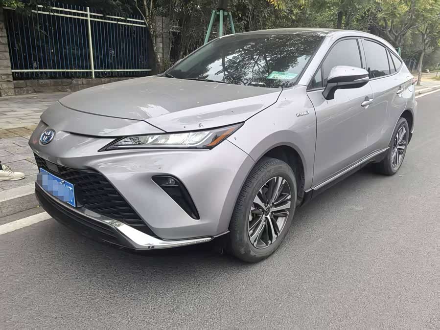 Toyota Venza 2023 صورة سيارة #2