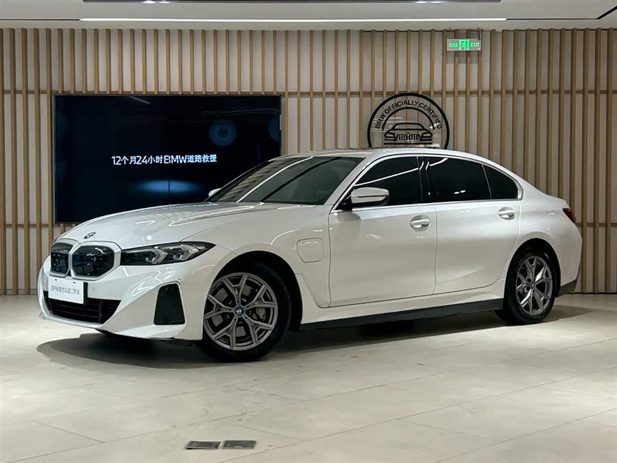 BMW i3 2022 #2 BMW i3 2022 car image #2