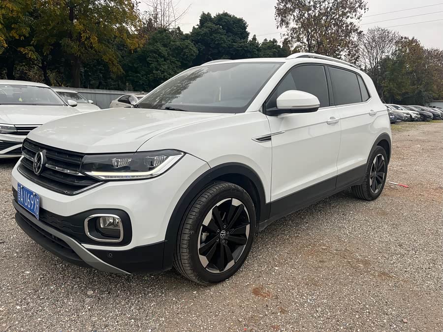 Volkswagen Tacqua 2021 car image #2