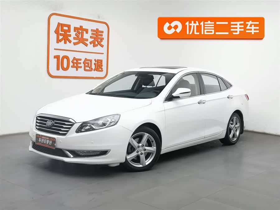 2015 car image #2