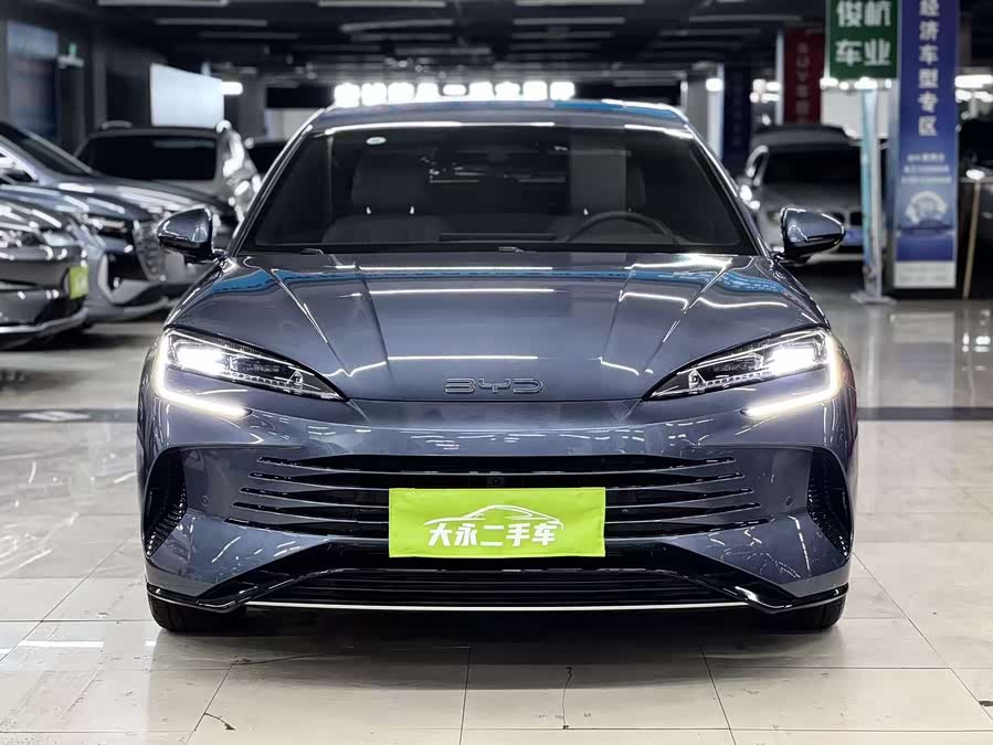 BYD Seal 07 DM-i 2025 car image #2