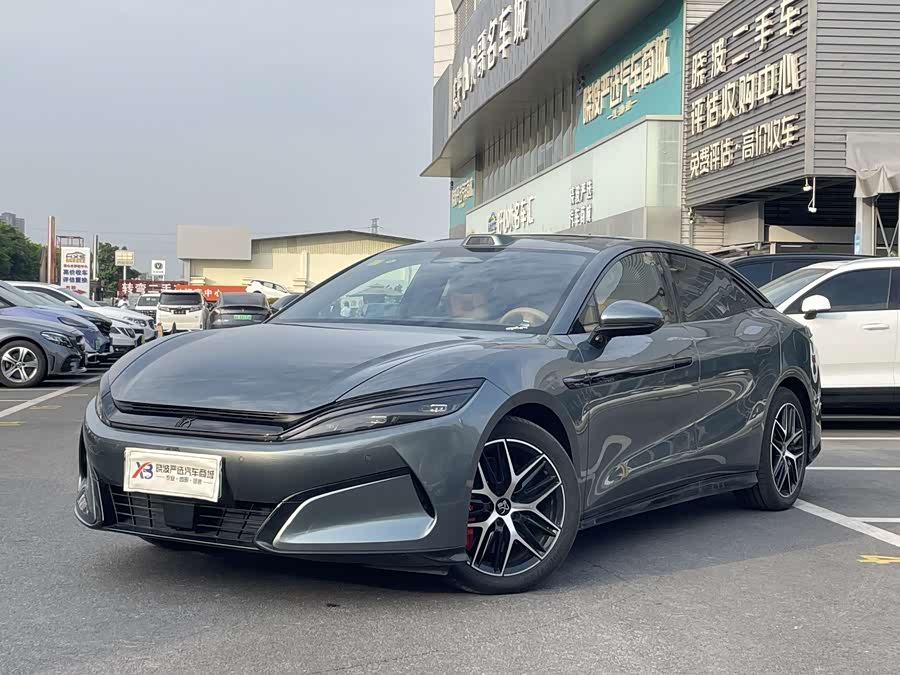 BYD HanL 2025 immagine di auto #2