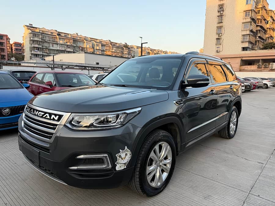 Changan CS95 2017 car image #2